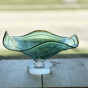 SCALLOPED LILY HAND BLOWN GLASS BOWL